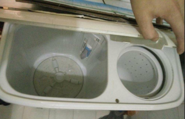 滚筒洗衣机的常见故障维修