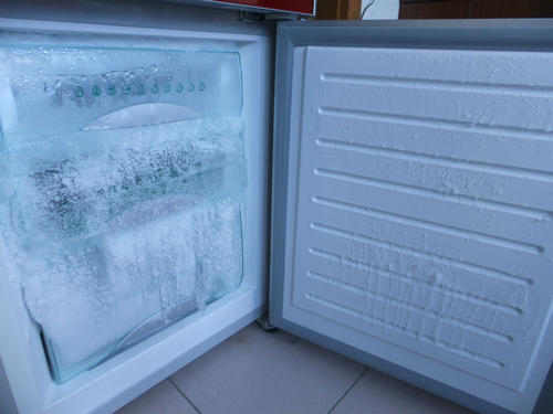 冰箱开门灯不亮怎么维修 